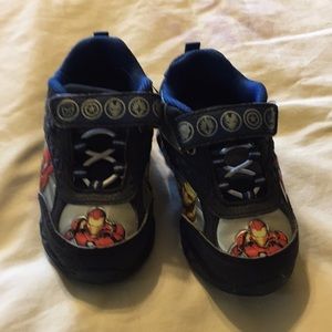 Marvel Boys Sneakers Little Boys Size 8